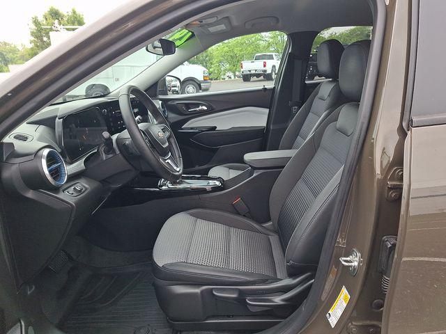 2024 Chevrolet Trax FWD LT