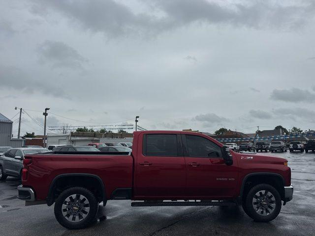 2023 Chevrolet Silverado 3500HD 4WD Crew Cab Standard Bed LT
