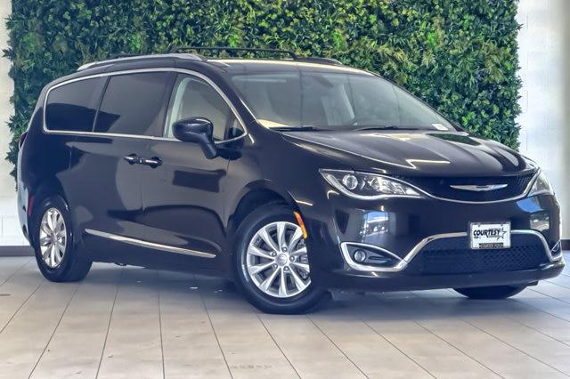 2018 Chrysler Pacifica Touring L for sale in Portland, OR