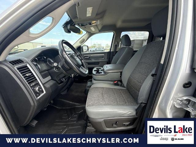 2017 Ram 1500 Big Horn Crew Cab 4x4 6'4" Box