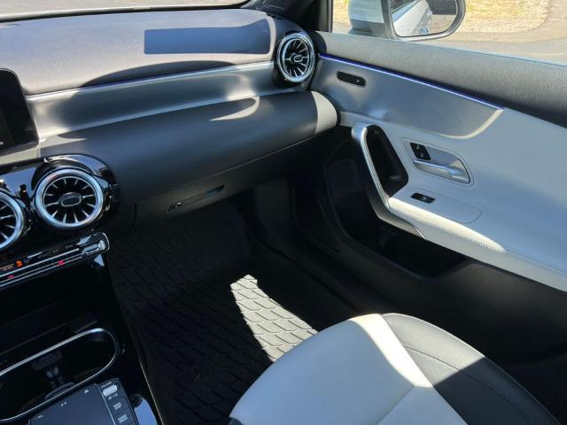 2022 Mercedes-Benz A 220 4MATIC