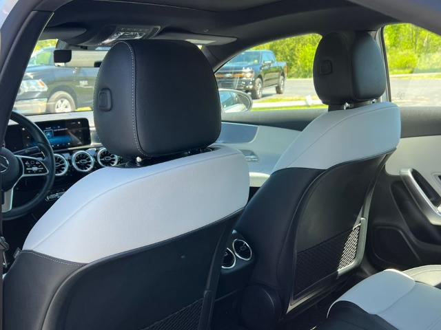 2022 Mercedes-Benz A 220 4MATIC