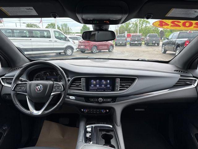 2024 Buick Enclave Essence AWD