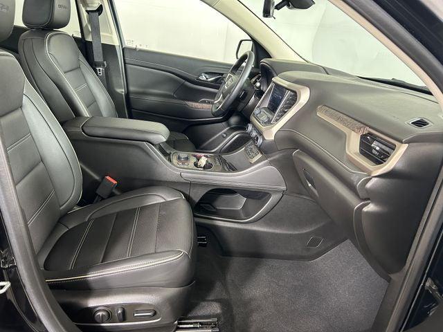 2023 GMC Acadia AWD Denali
