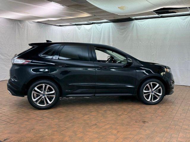 2017 Ford Edge Sport
