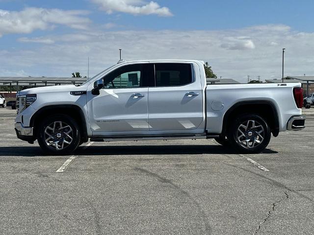 2023 GMC Sierra 1500 4WD Crew Cab Short Box SLT