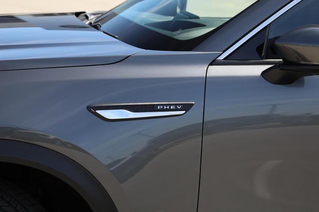 2024 Mazda X-90 Premium Plus