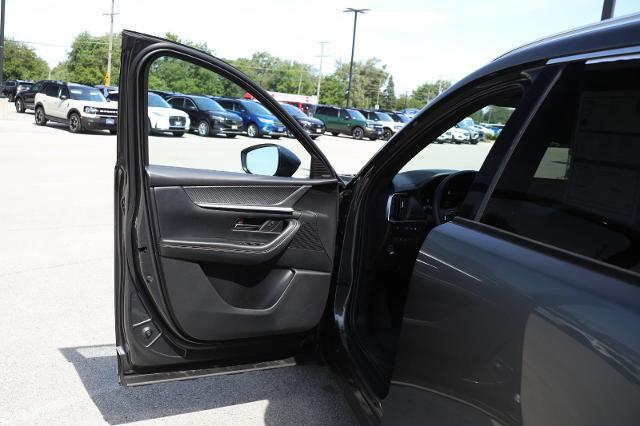 2024 Mazda X-90 Premium Plus