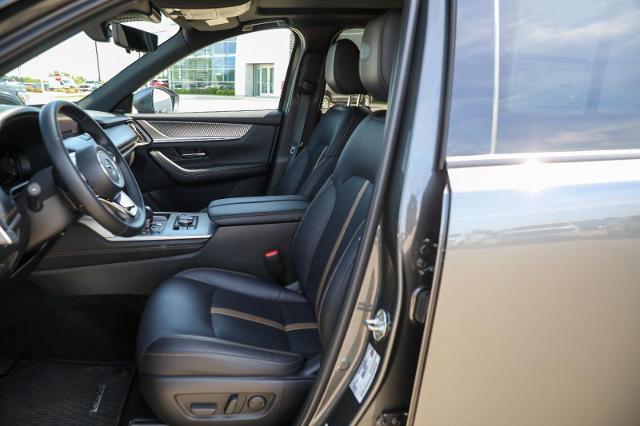 2024 Mazda X-90 Premium Plus