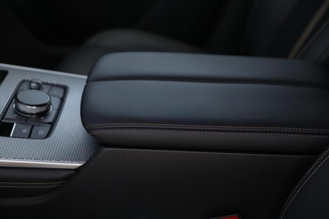 2024 Mazda X-90 Premium Plus