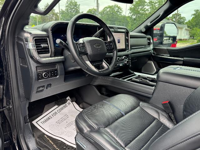 2025 Ford F-250 Platinum
