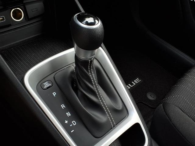 2022 Hyundai Venue SE