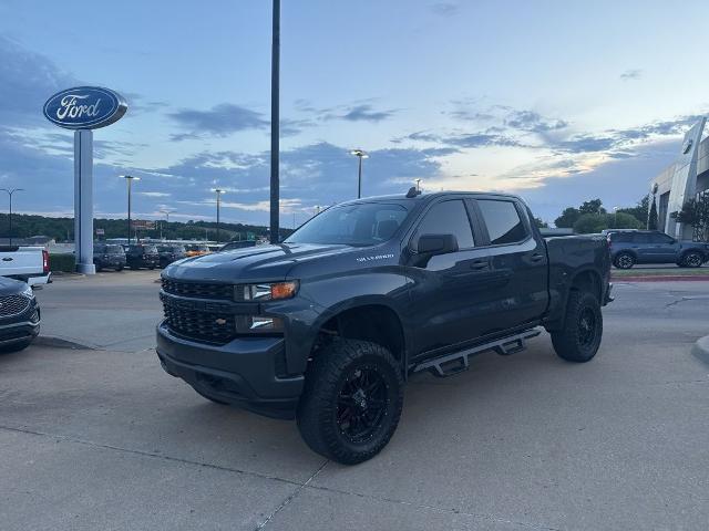 2020 Chevrolet Silverado 1500 4WD Crew Cab Short Bed Custom