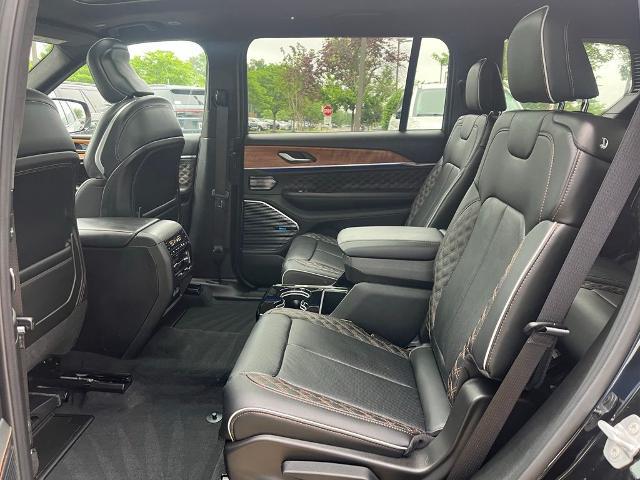2025 Jeep Grand Cherokee L Summit Reserve 4x4