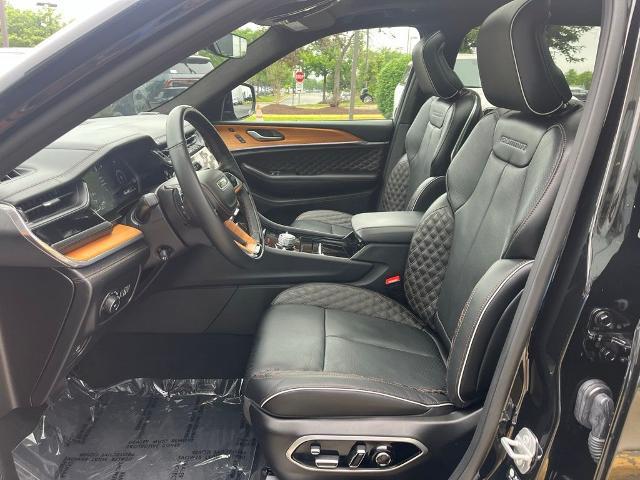 2025 Jeep Grand Cherokee L Summit Reserve 4x4