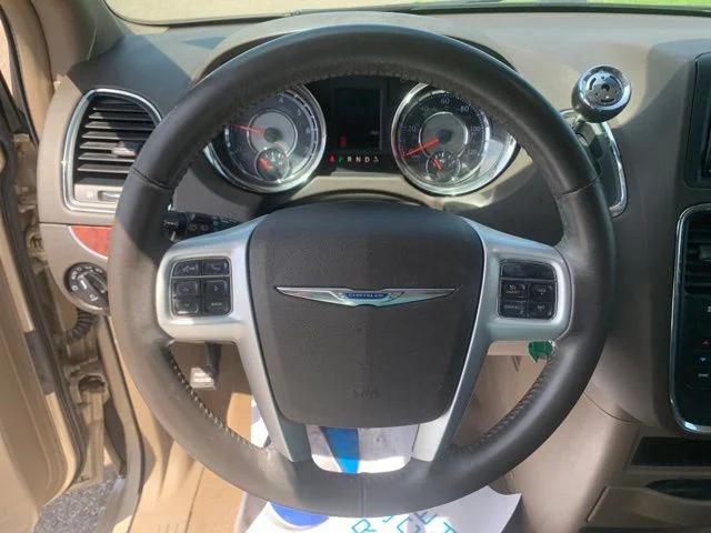 2015 Chrysler Town & Country Touring-L
