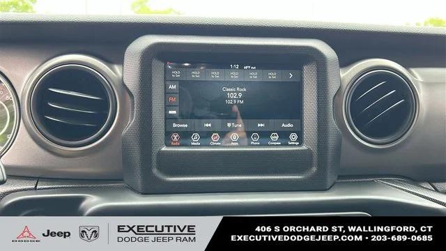 2023 Jeep Wrangler 4-Door Willys 4x4