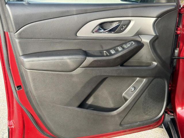 2023 Chevrolet Traverse FWD LT Cloth