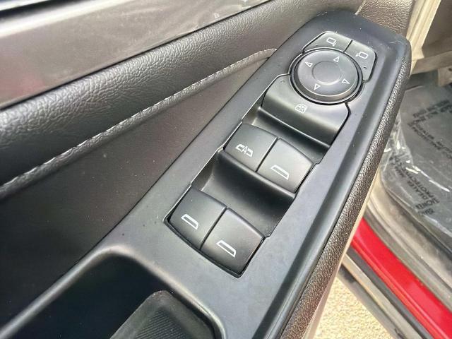 2023 Chevrolet Traverse FWD LT Cloth