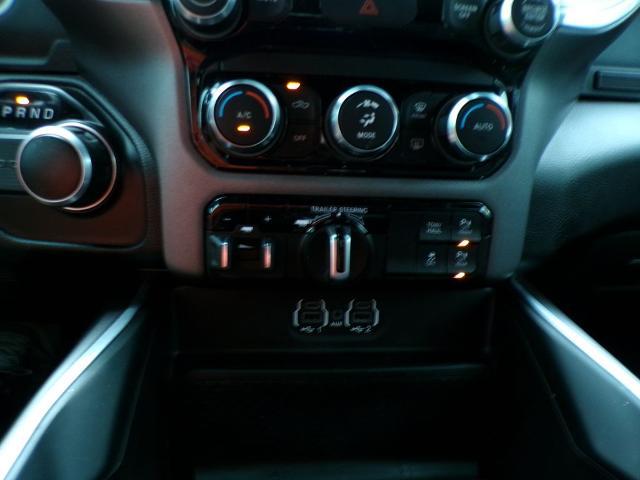 2022 Ram 1500 Big Horn Crew Cab 4x2 5'7" Box