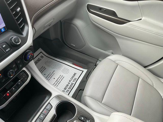 2023 GMC Acadia FWD SLT