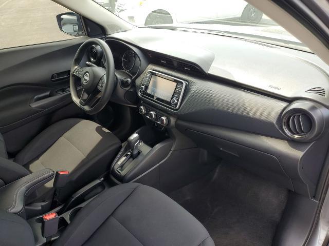 2023 Nissan Kicks S Xtronic CVT