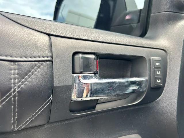 2017 Toyota Tundra Platinum 5.7L V8