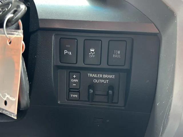 2017 Toyota Tundra Platinum 5.7L V8