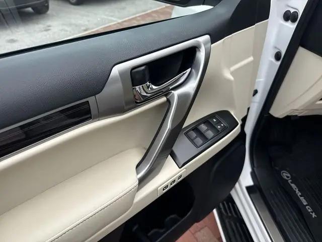 2023 Lexus GX GX 460 Premium