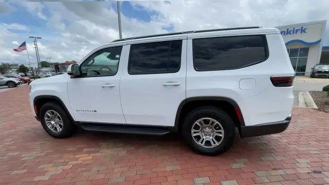 2022 Jeep Wagoneer Series I 4x2