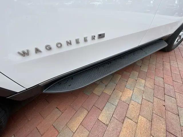 2022 Jeep Wagoneer Series I 4x2