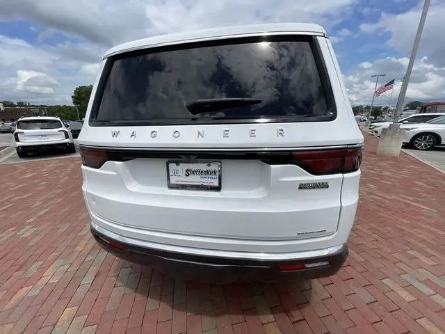 2022 Jeep Wagoneer Series I 4x2