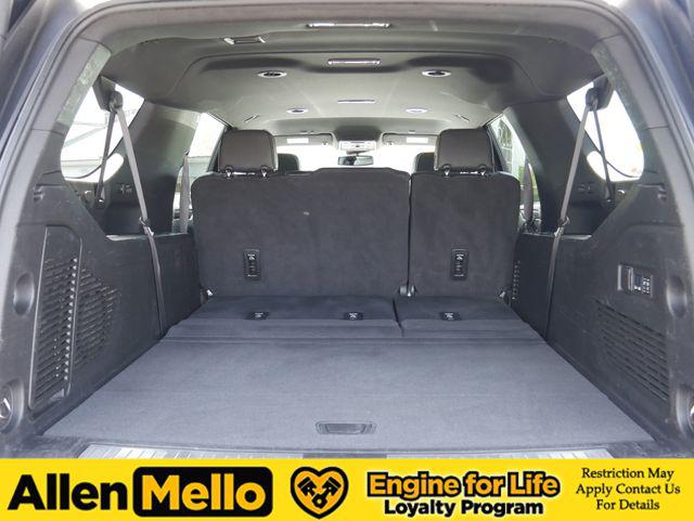 2024 Chevrolet Suburban 4WD Premier