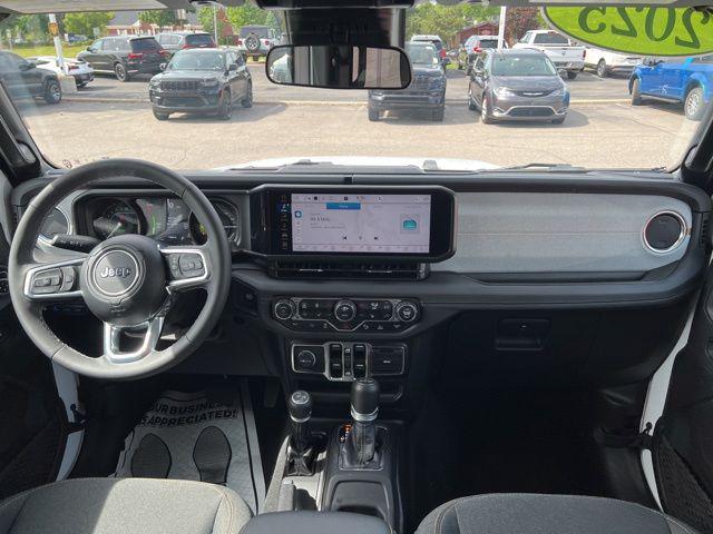 2025 Jeep Wrangler 4xe Sahara 4xe
