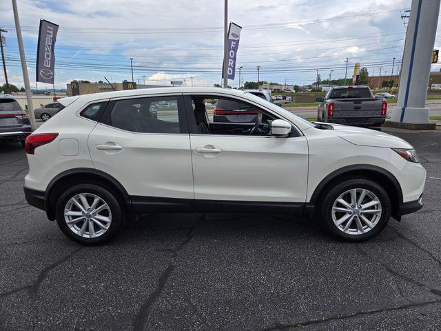 2018 Nissan Rogue Sport Unknown