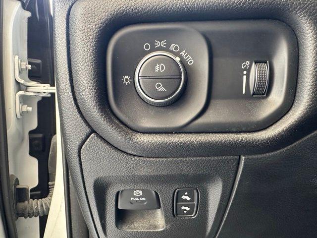 2024 Ram 1500 Big Horn Quad Cab 4x2 6'4" Box