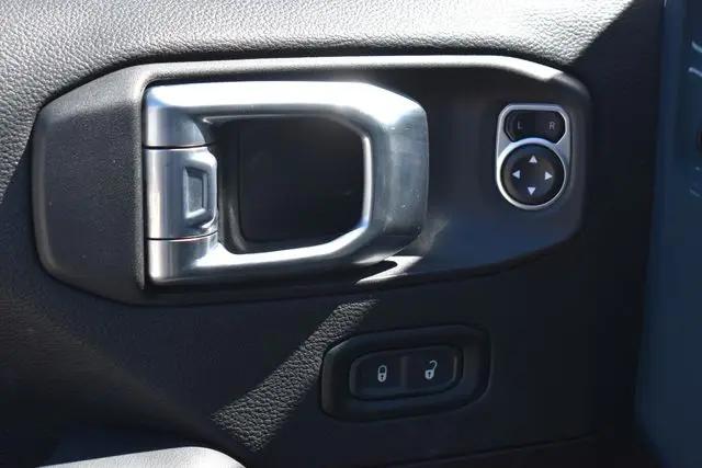 2024 Jeep Wrangler 4-Door Rubicon 4x4