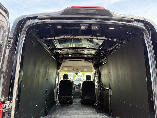 2024 Ford Transit Cargo Van 148 WB Medium Roof Cargo