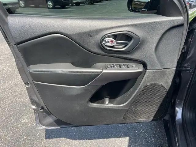 2019 Jeep Cherokee Latitude Plus FWD