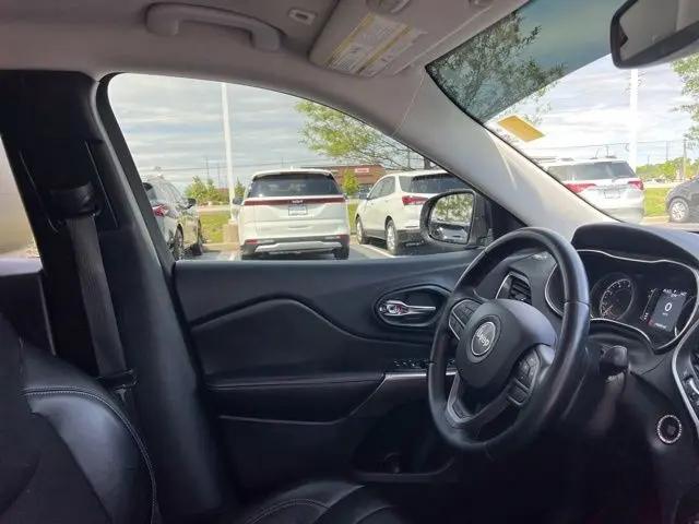 2019 Jeep Cherokee Latitude Plus FWD