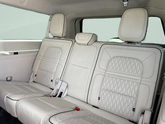 2021 Lincoln Navigator Black Label L