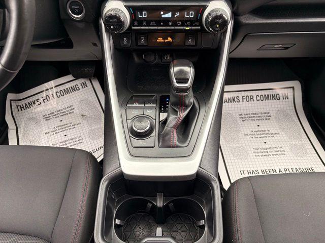 2024 Toyota RAV4 Prime SE