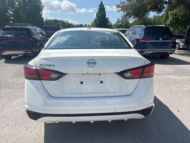 2025 Nissan Altima SV FWD