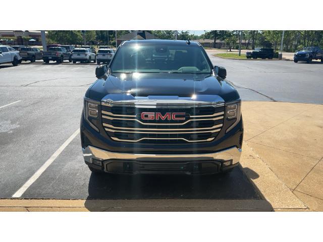 2023 GMC Sierra 1500 4WD Crew Cab Short Box SLT