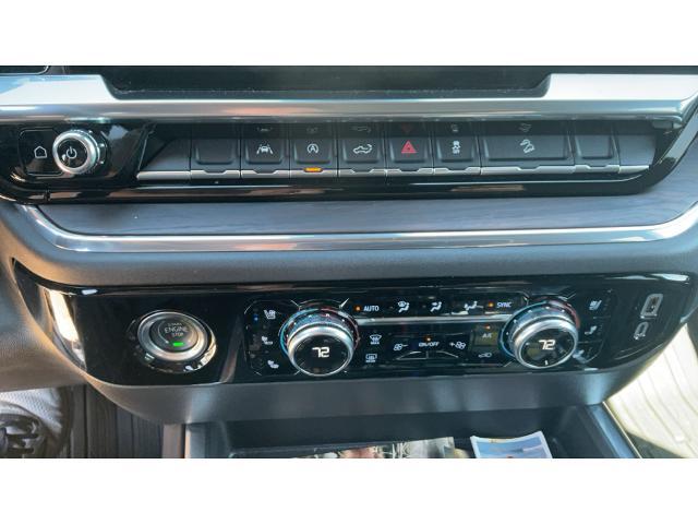 2023 GMC Sierra 1500 4WD Crew Cab Short Box SLT