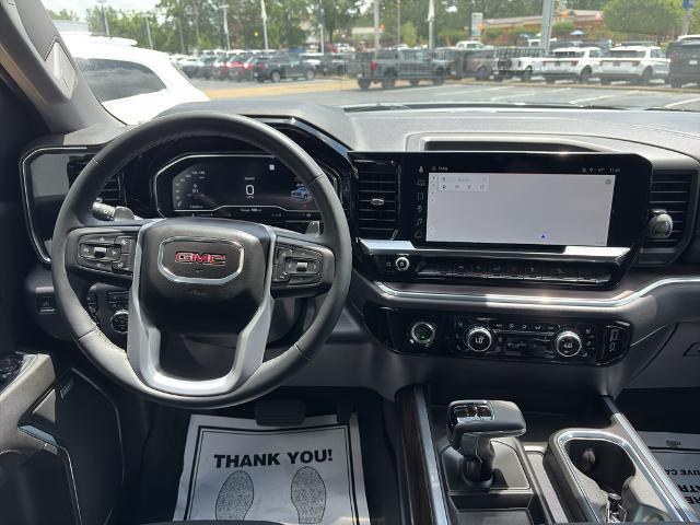 2023 GMC Sierra 1500 4WD Crew Cab Short Box SLT