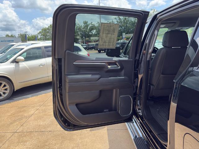 2023 GMC Sierra 1500 4WD Crew Cab Short Box SLT