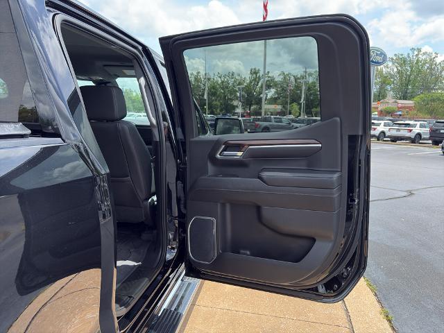 2023 GMC Sierra 1500 4WD Crew Cab Short Box SLT