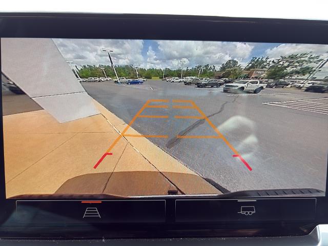 2023 GMC Sierra 1500 4WD Crew Cab Short Box SLT