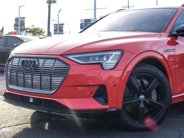 2019 Audi e-tron Premium Plus